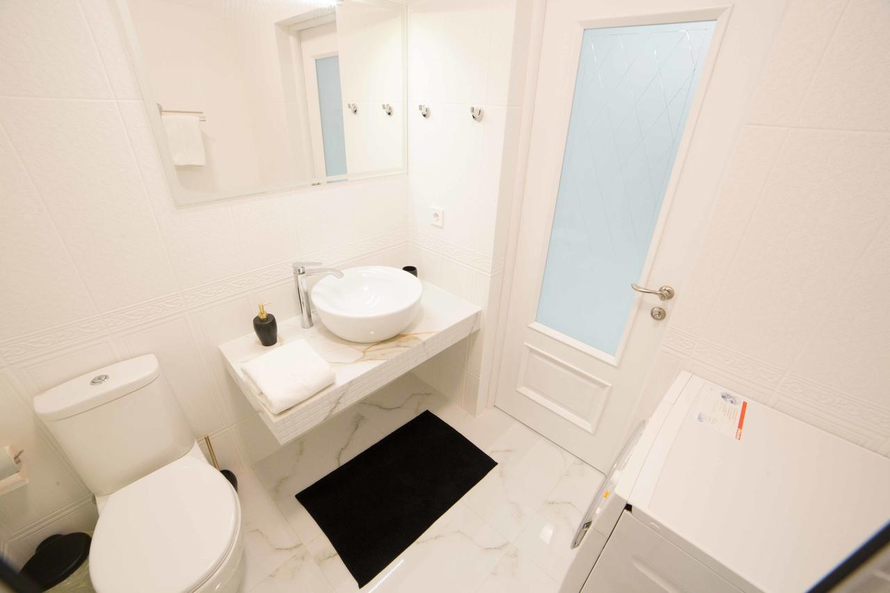 Leogrand Apartments On Kulisha 36 Lviv Luaran gambar