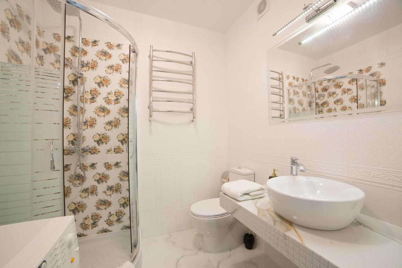 Leogrand Apartments On Kulisha 36 Lviv Luaran gambar