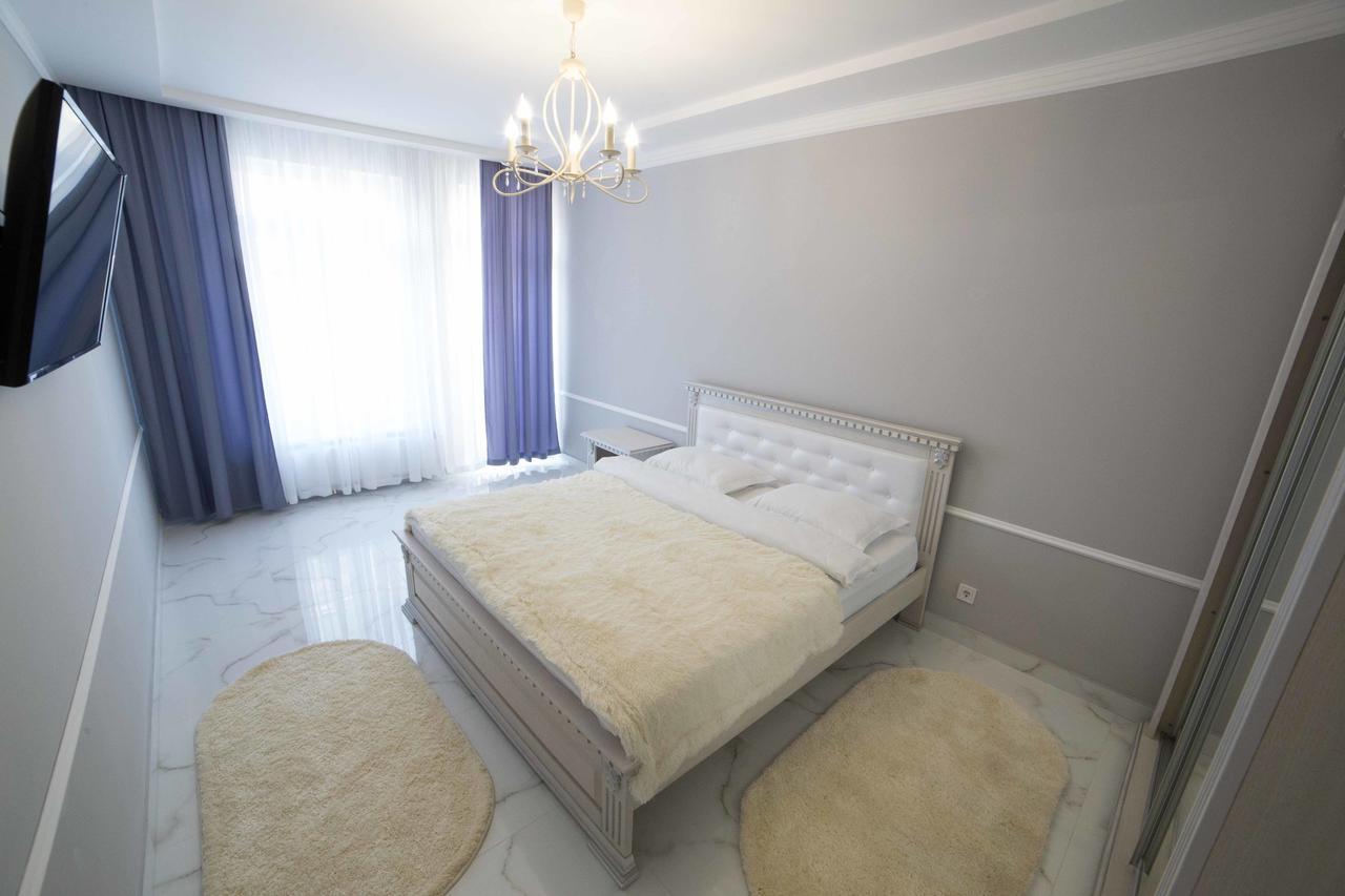 Leogrand Apartments On Kulisha 36 Lviv Luaran gambar